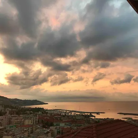 Apartment Magical House Sanremo